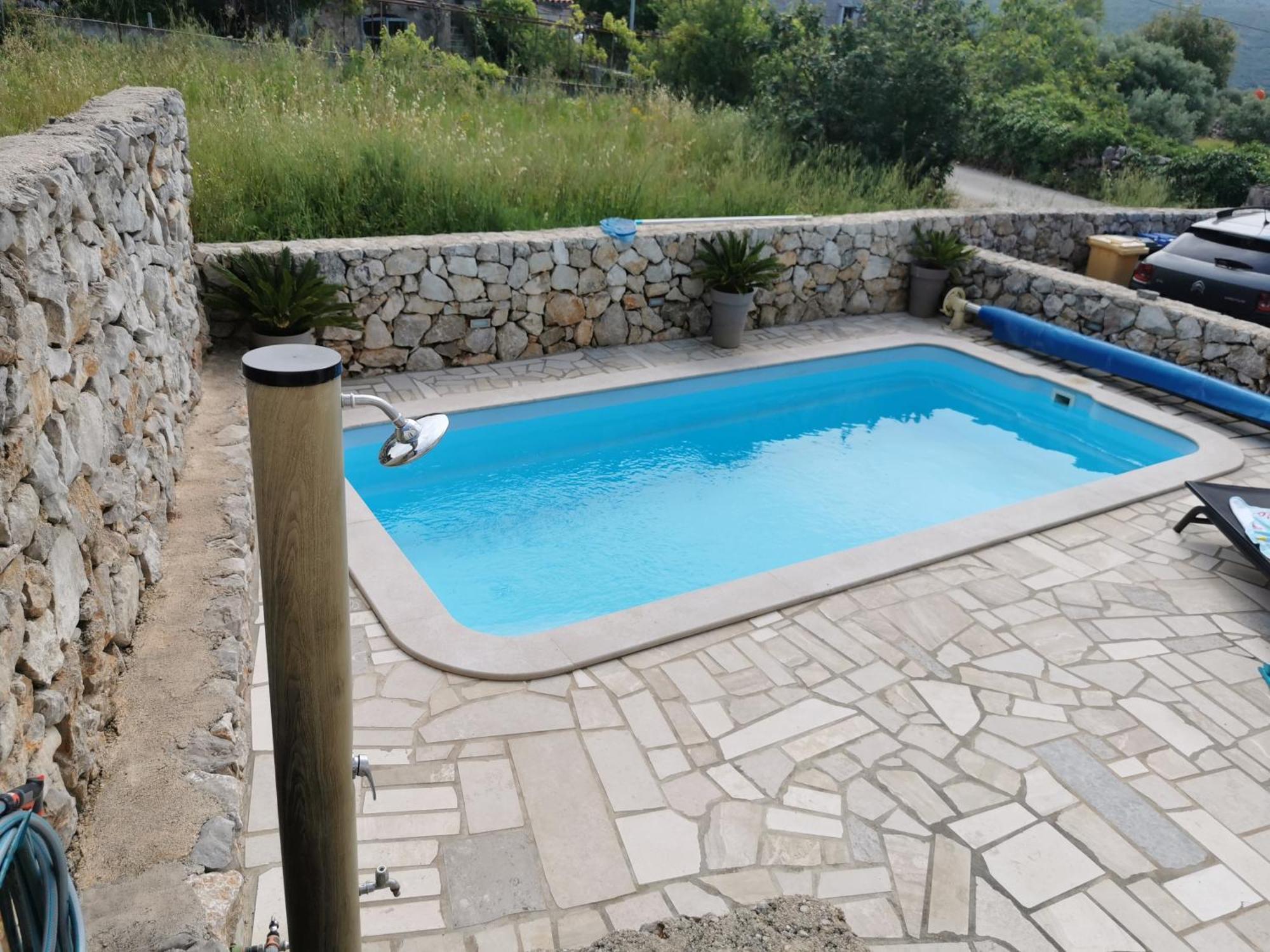 Apartmán Andrea With Pool And Seaview